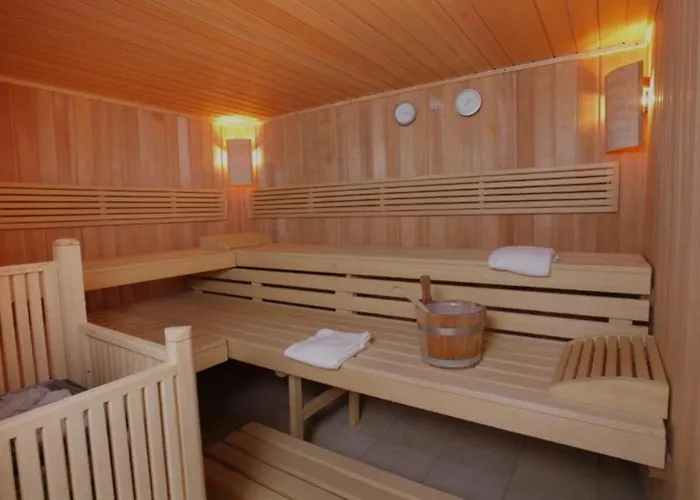 Chez Suzette-Residence-Piscine-Sauna