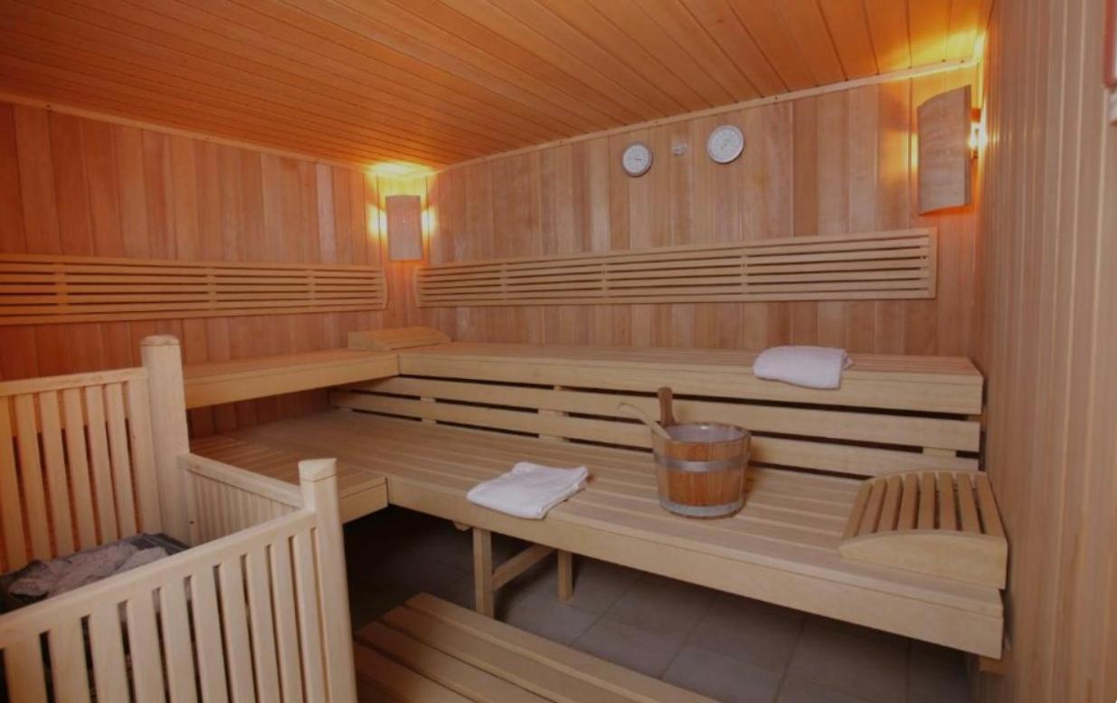 Chez Suzette-residence-piscine-sauna Apartment *